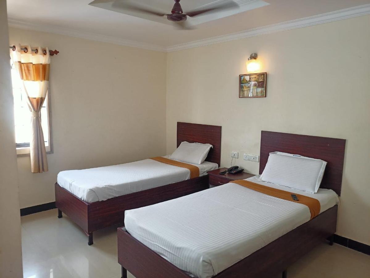 Sky Park Hotels Tirupur Dış mekan fotoğraf